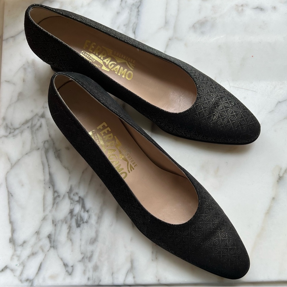 Salvatore Ferragamo heels black embossed shoes size 7.5